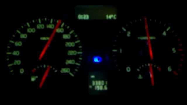 Volvo C30 2.0D Acceleration 0-200km/h