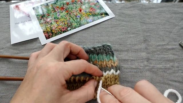 Трикотажный шов иглой на лицевой глади / Соединение петель лицевой глади иглой смотреть онлайн