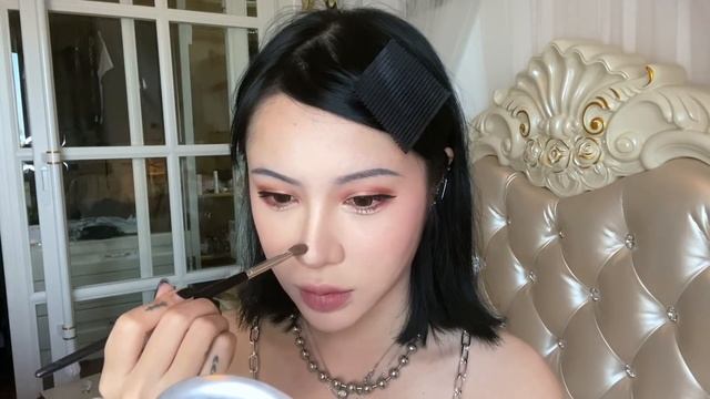 Life Changing Skill - My Nose Contour / KINASHEN смотреть онлайн