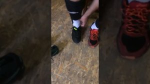 Как правильно подобрать размер футбольных бутс ?