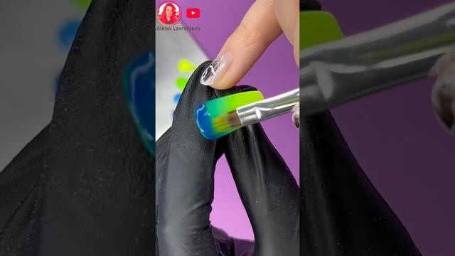 Градиент гель лаком / Маникюр 2022 смотреть онлайн