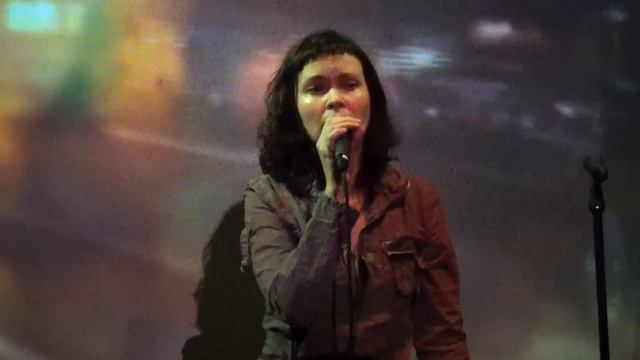 Anna Pingina (Анна Пингина) & Akari Note (アカリノート) - Yon Ban Homu (四番ホーム) смотреть онлайн