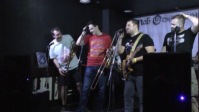 "Плохие дядьки" в пабе Одна Тонна Щелково часть 1 смотреть онлайн