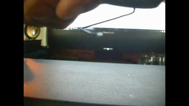 DIY iPhone/iPod Touch Paperclip Stand v2 смотреть онлайн