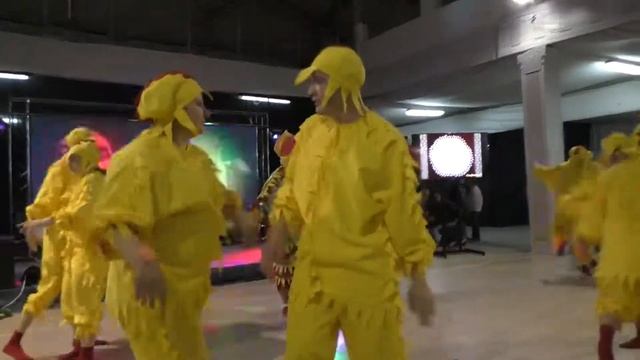 Переполох в Курятнике смотреть онлайн