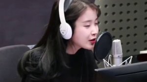 миллионы алые роз корейский версия айю😍😍😍😍😍😍🇰🇷🇰🇷🇰🇷