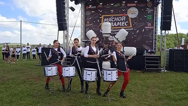фестиваль мясной замес смотреть онлайн