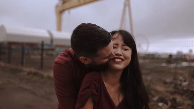 A Couple Exploring Belfast смотреть онлайн