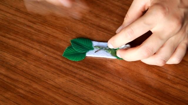 Diy: Браслет подружки Невесты /Bridesmaid Flower Bracelet смотреть онлайн