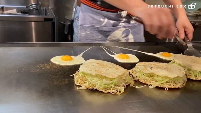 [Japanese Street Food] Okonomiyaki / Teppanyaki | Hiroshima's Best Crispy Noodles. お好み焼き がんすけ