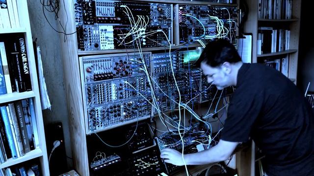 Oeuvre Init смотреть онлайн
