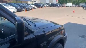 Мицубиси Монтеро Спорт 2002 год. 3л. инж. Автомат полный привод ценник:600 т.к.