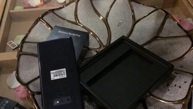 UNBOXING Samsung ZFold 3 5G + Samsung buds pro and Samsung ZFold 3 5G case with s pen смотреть онлайн