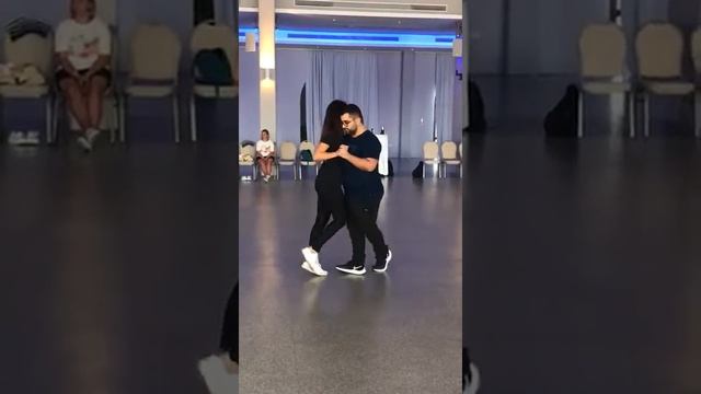 Kizomba Freestyle Play!!! Musicality Is The Key!