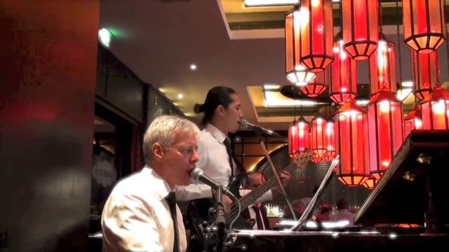 Guy Turner Trio @ Spice Market смотреть онлайн