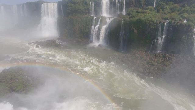 Это - ИГУАСУ! Встреча с МОЩЬЮ природы! #travel #iguazu смотреть онлайн