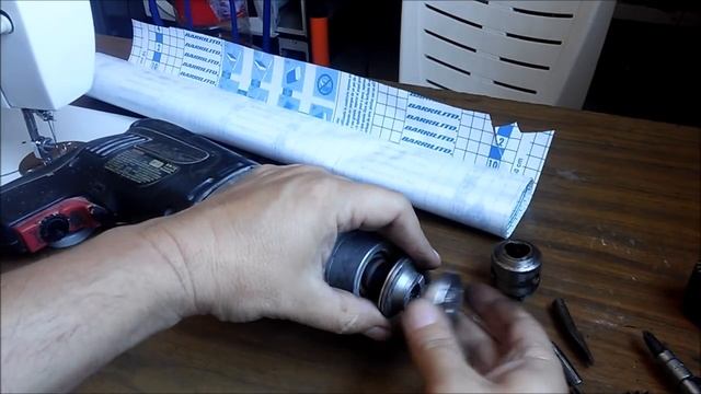 El secreto de extraer el broquero muy pegado de taladro reversible смотреть онлайн