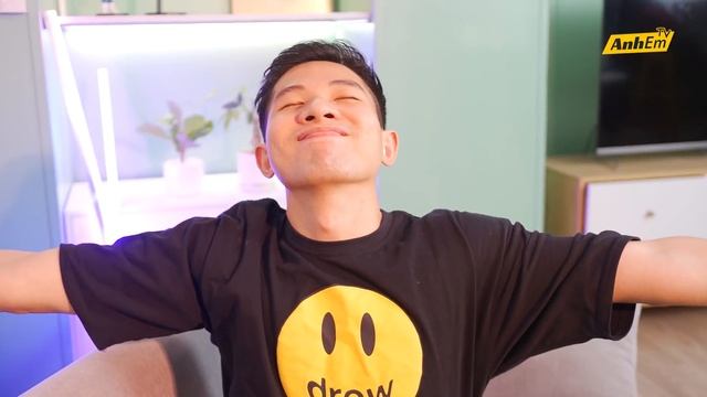 LẦN ĐẦU DÙNG TAI NGHE KHÔNG PHẢI ĐỂ NGHE NHẠC смотреть онлайн