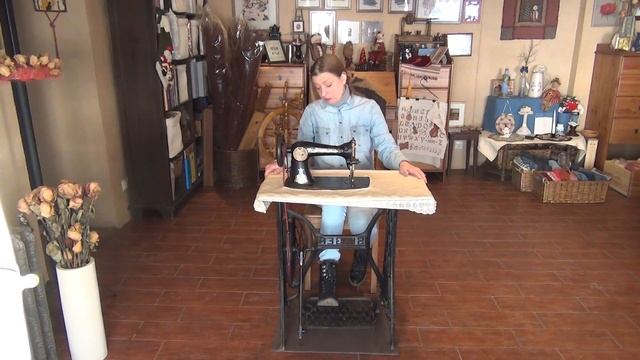 Мастер-классы о старинной ножной швейной машинке Зингер смотреть онлайн