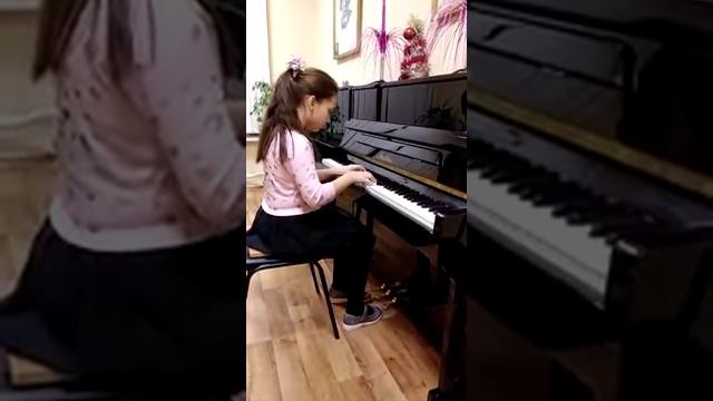 С. Майкапар "Детский танец" исп. Иванова Вероника смотреть онлайн