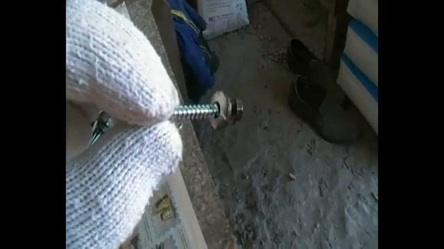 Как самому сделать крышу: брак кровельных саморезов смотреть онлайн