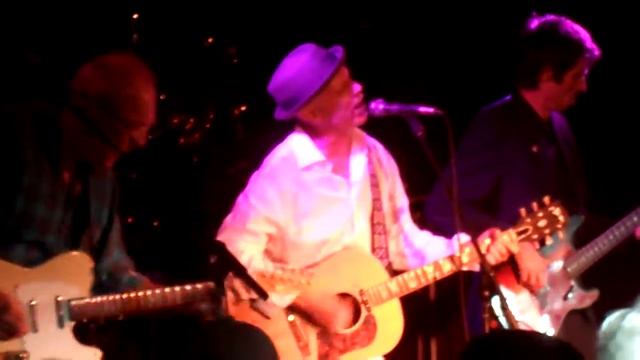 JOHNNY AND THE G RAYS - IN SPITE OF THE DANGER (LIVE 2017 HANDSOME NED COVER)