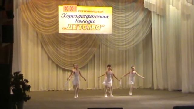 Танец"Платочки белые"коллектив "Вдохновение" смотреть онлайн