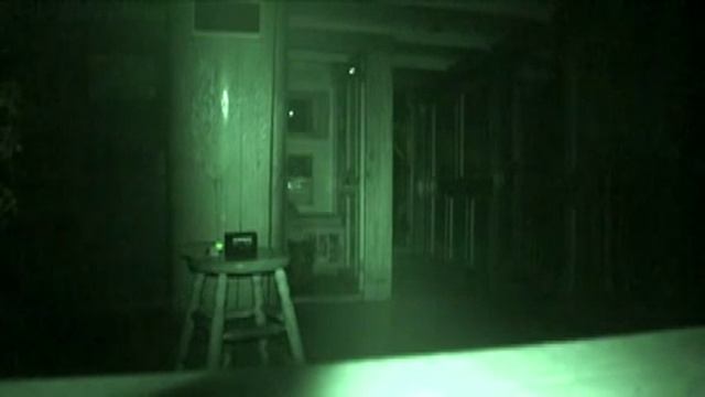 Talking to a ghost on board the Star of India смотреть онлайн