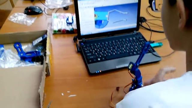 Разработка, печать на 3D-принтере и сборка манипулятора