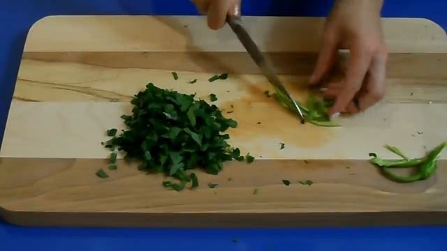 Салат - пальчики оближешь. Салат из огурцов с мясом. Очень вкусно! смотреть онлайн