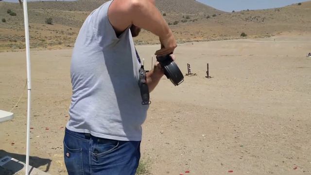 Full auto AK-47 🔥 смотреть онлайн