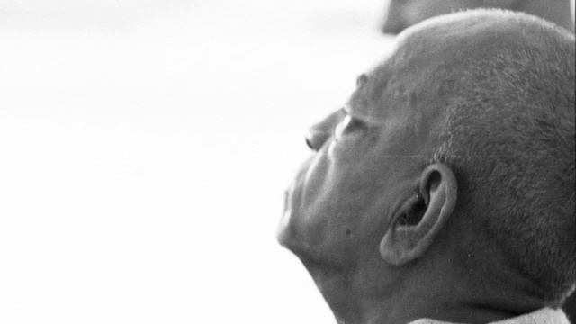 8 марта 1976 г смотреть онлайн