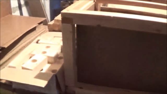 ?️Как сделать улей?своими руками?из фанеры размеры Дадан 12 рамочный ▶️??? смотреть онлайн