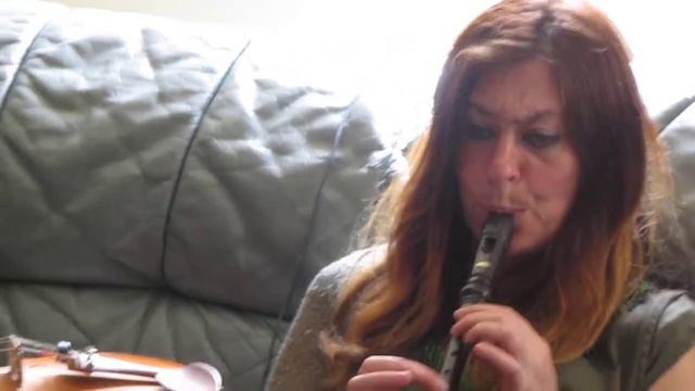 Multi talented Irina plays Flute 10th ay 2011 смотреть онлайн