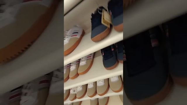 как я выберал куртку и сапоги к зиме смотреть онлайн