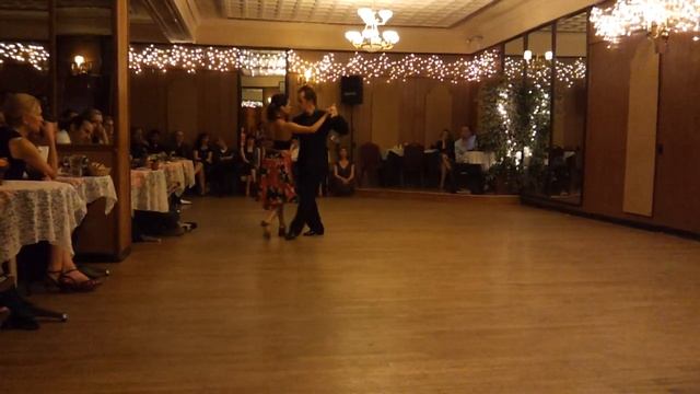 Argentine Tango: Guillermo Cerneaz & Marina Kenny - Recuerdo смотреть онлайн