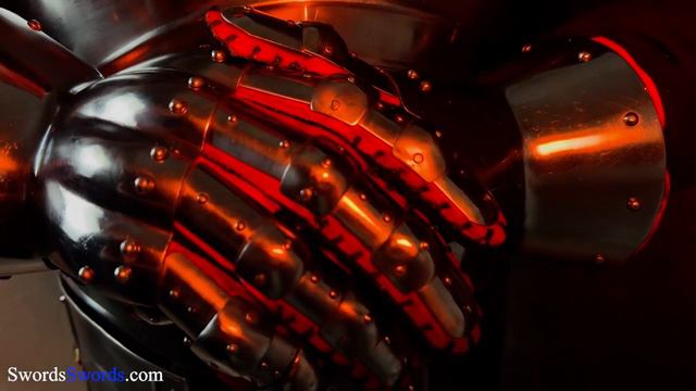 Authentic 14th Century Crusader Hourglass Gauntlet Replicas смотреть онлайн