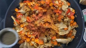 ГУЛЯШ из Соевого мяса с пюре | Простой постный рецепт