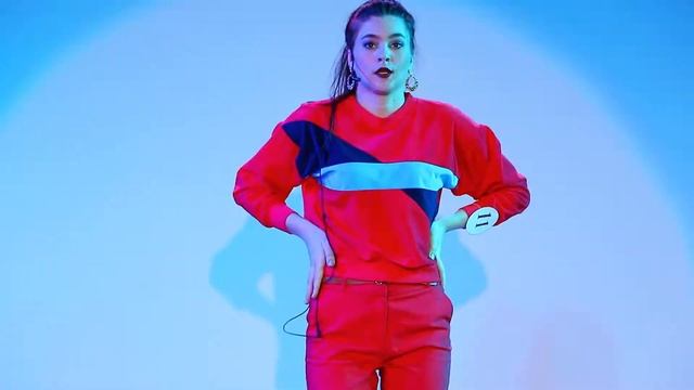Лада Черных - Дискотека 80-х (Disco 80) смотреть онлайн