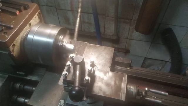 Обзорчик на китайские токарные резцы для ТВ6