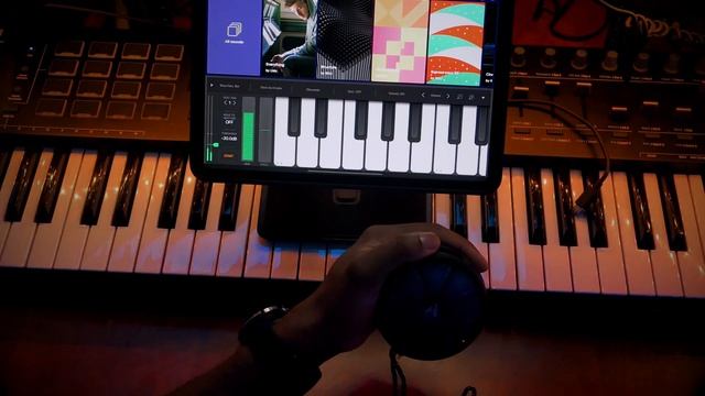 Artiphon Orba for iPad Beatmaking? смотреть онлайн