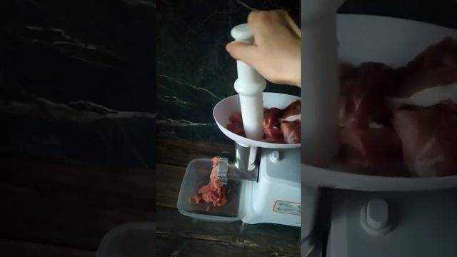 Мясорубка StarWind смотреть онлайн