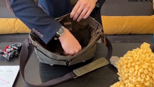 Сумка через плечо One True Bag. Модель № 44 оливкового цвета. смотреть онлайн