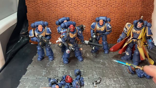 Joy toy Warhammer 40k ultramarines intercessors and Librarian review смотреть онлайн