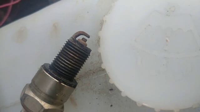 Индикатор бензовоздушной смеси. Цвет свечи зажигания. Солекс 28/26. Жиклёры в 1 камере 1)150т/165в. смотреть онлайн