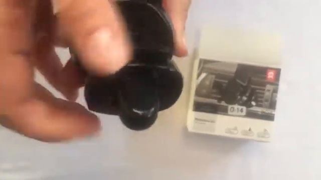 Авто держатель для телефона в воздуховод No Name вращающийся D14 черный смотреть онлайн