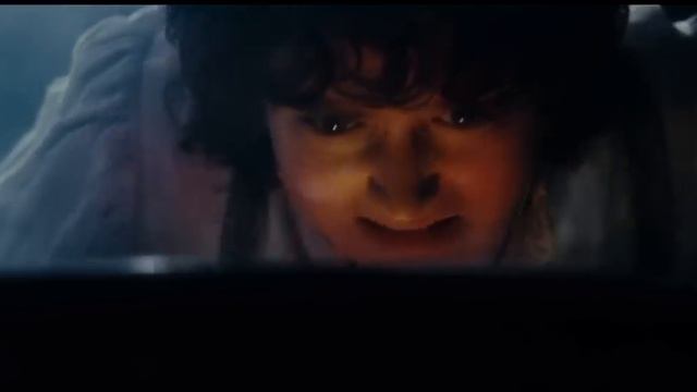Frodo Offers The One Ring To Lady Galadriel -The Fellowship Of The Ring
