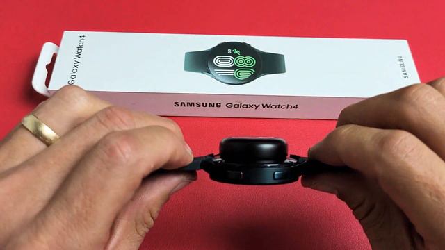 Galaxy Watch 4, 5, 5 Pro: Stuck in Boot Loop? Keeps Restarting? FIXED! смотреть онлайн