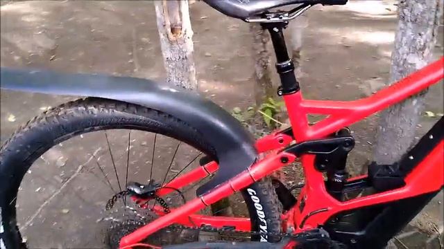 Essai des garde-boues Mudhugger смотреть онлайн