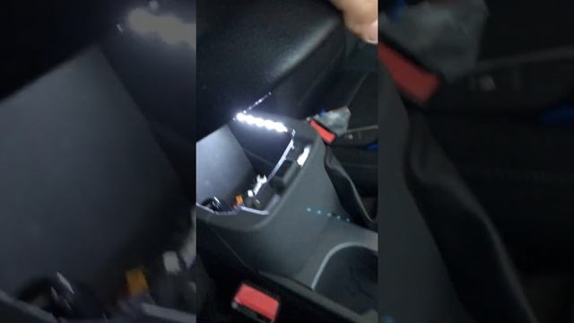 Подсветка бокса-подлокотника Focus 2 своими руками смотреть онлайн